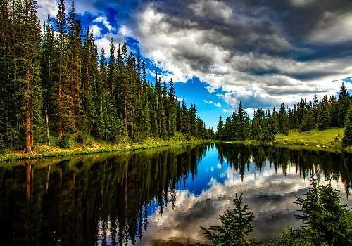 Countryside-Woodlands-Colorado-Lake