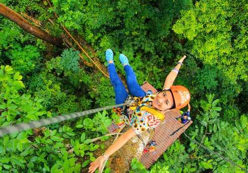 Thai Woman - Activity