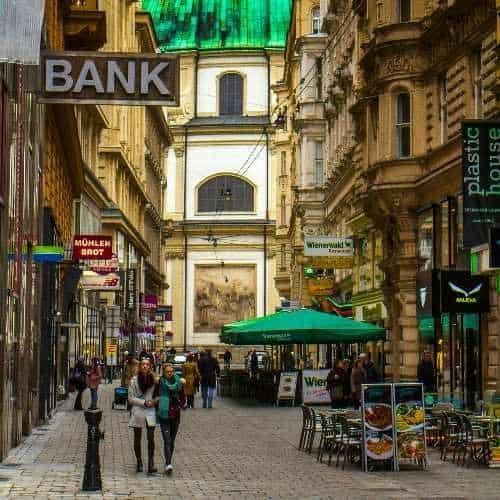 Austria-Downtown-Market