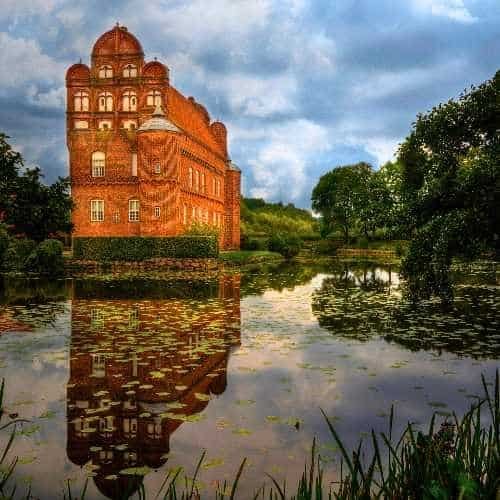 Denmark, Hesselagergård, Castle
